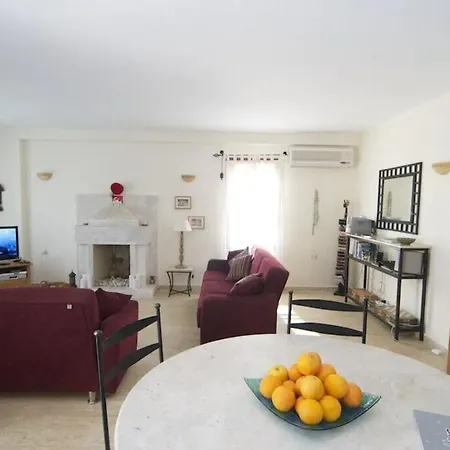 Luxury Spacious, Very Private With Own Pool And Sea Views *